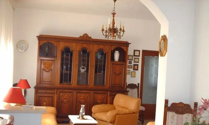 Ev, Veranda, Bahçe Manzaralı