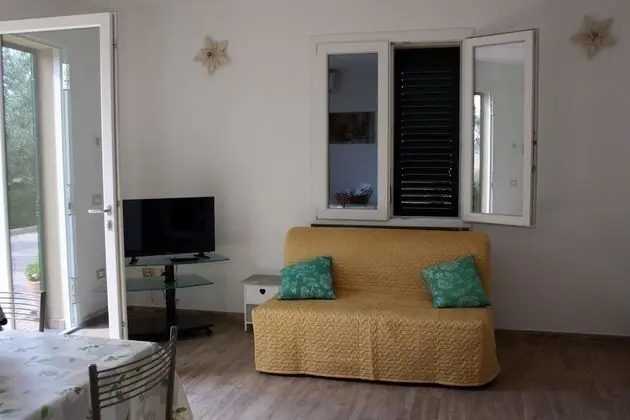 Apart Daire, 1 Çift Kişilik Yatak ve Çekyat