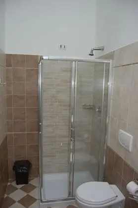 Classic Tek Büyük Yataklı Oda