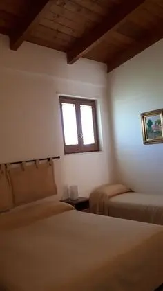 Üç Kişilik Oda