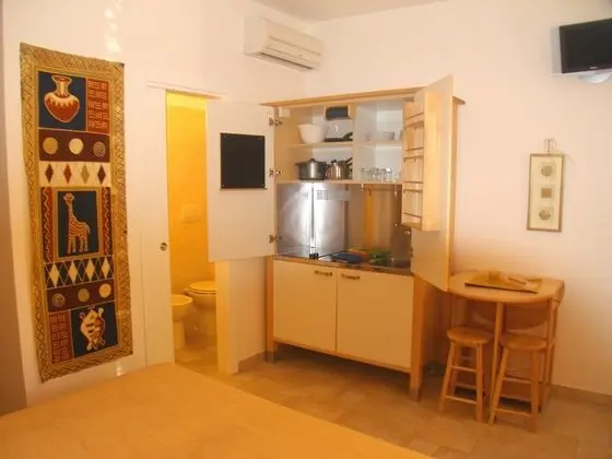 Üç Kişilik Oda