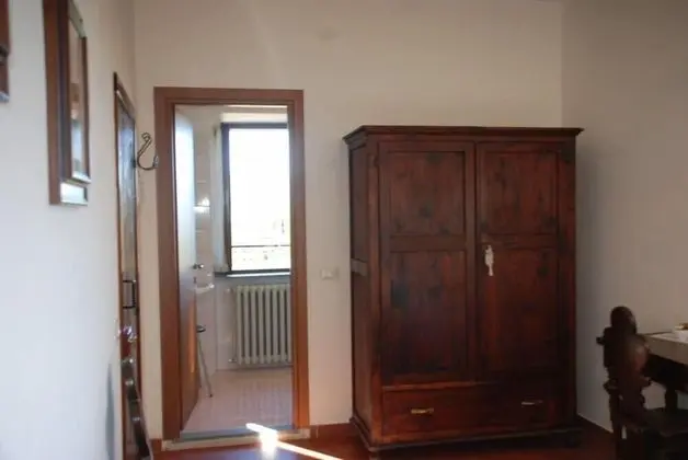 Tek Büyük veya İki Ayrı Yataklı Oda, Tepe Manzaralı