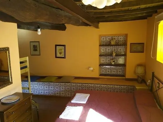 Basic Üç Kişilik Oda