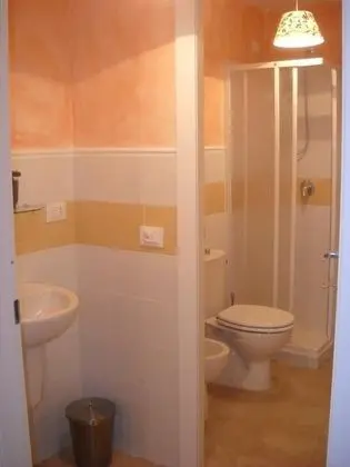 Stüdyo, Havuz Manzaralı