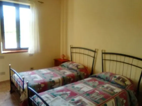 Tek Büyük veya İki Ayrı Yataklı Oda