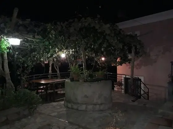 Tek Büyük Yataklı Oda, Balkon