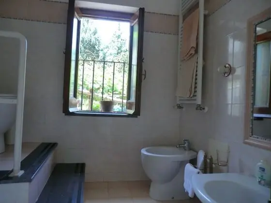 Tek Büyük Yataklı Oda, Balkon