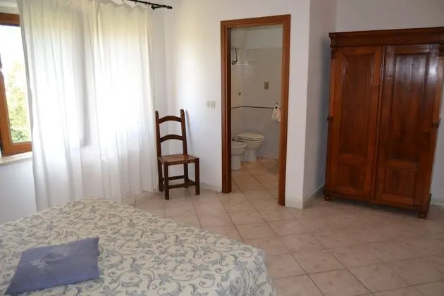 Basic Tek Büyük Yataklı Oda