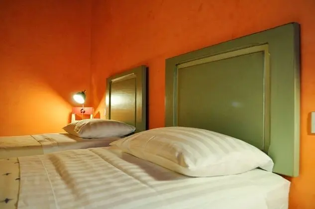 Tek Büyük veya İki Ayrı Yataklı Oda (Arancio)