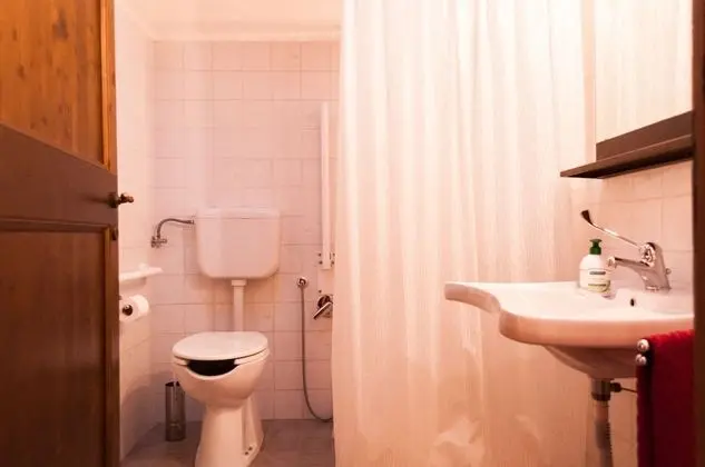 Tek Büyük Yataklı Oda, 1 Büyük (Queen) Boy Yatak, Engellilere Uygun, Tepe Manzaralı (Cipria)