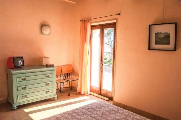 Tek Büyük Yataklı Oda, 1 Büyük (Queen) Boy Yatak, Engellilere Uygun, Tepe Manzaralı (Cipria)