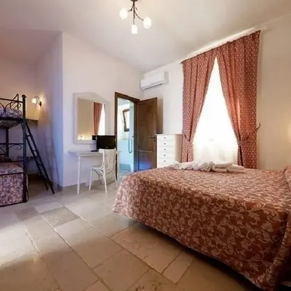 Dört Kişilik Oda (Ulivo)