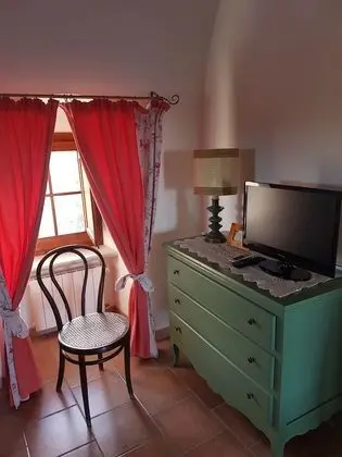 Basic Üç Kişilik Oda, Birden Çok Yatak, Sigara İçilmez