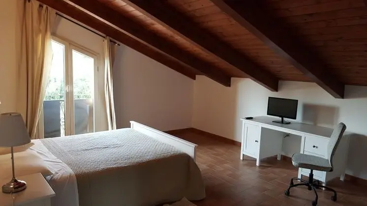 Tek Büyük Yataklı Oda