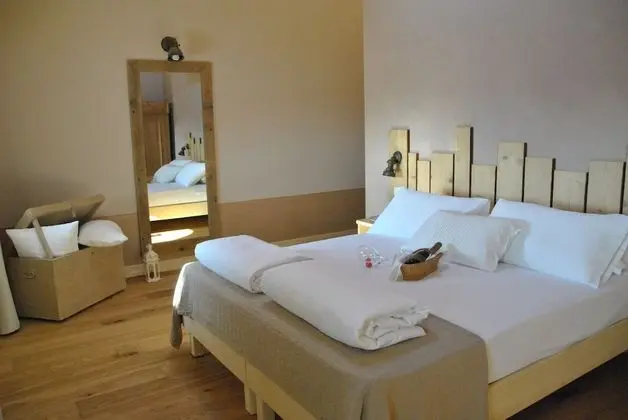 Exclusive Tek Büyük Yataklı Oda (Garofano)