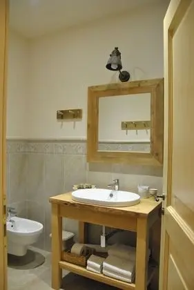 Exclusive Tek Büyük Yataklı Oda (Garofano)