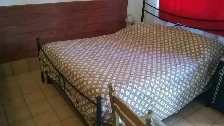 Üç Kişilik Oda