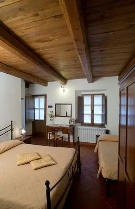 Classic Üç Kişilik Oda