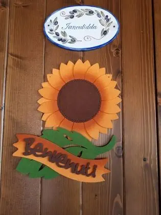 Tek Büyük Yataklı Oda, Tepe Manzaralı