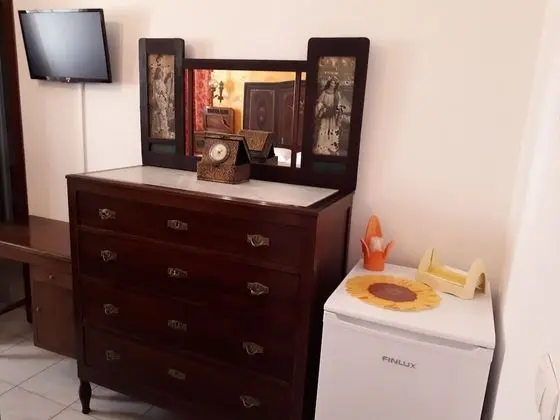 Tek Büyük Yataklı Oda, Tepe Manzaralı