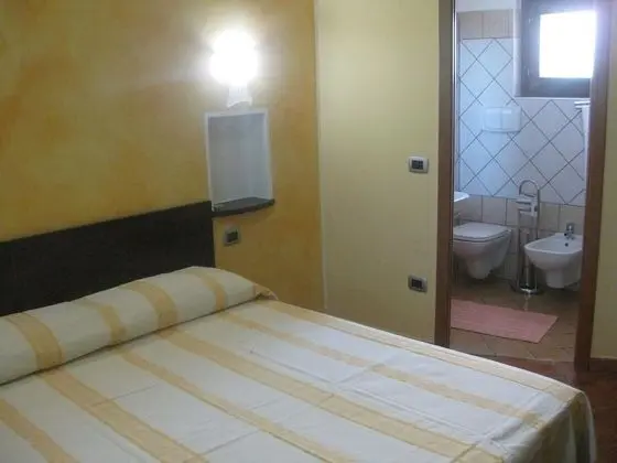 Tek Büyük Yataklı Oda, Bahçe Manzaralı