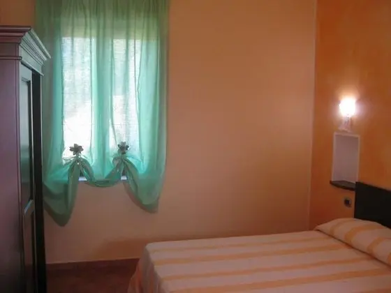 Tek Büyük Yataklı Oda, Bahçe Manzaralı