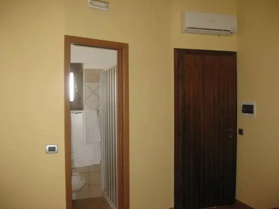 Tek Büyük Yataklı Oda, Bahçe Manzaralı