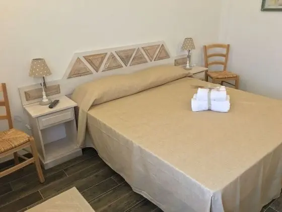 Classic Tek Büyük Yataklı Oda, 1 Büyük (Queen) Boy Yatak, Banyolu/Duşlu, Bahçeli