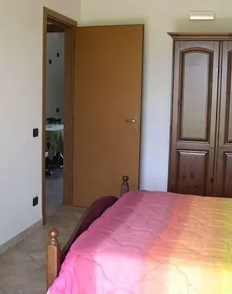 Üç Kişilik Oda