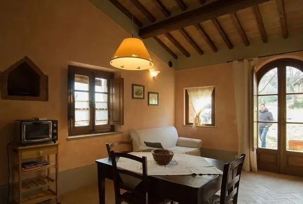 Apart Daire, 2 Yatak Odası, Havuz Manzaralı (Il Pollaio)