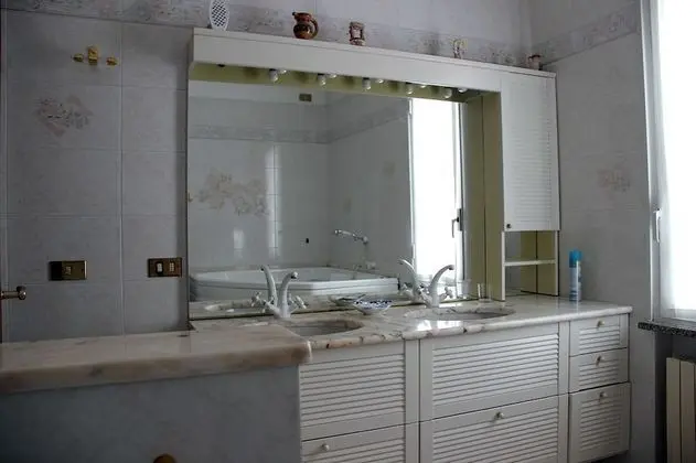 Tek Büyük Yataklı Oda, 1 Büyük (Queen) Boy Yatak, Sigara İçilmez (external bathroom)