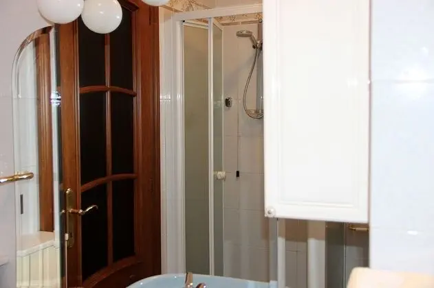 Üç Kişilik Oda, Birden Çok Yatak, Sigara İçilmez (external bathroom)