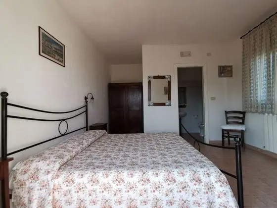 Classic Tek Büyük Yataklı Oda