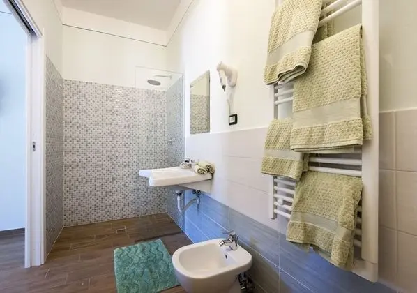 Classic Tek Büyük Yataklı Oda