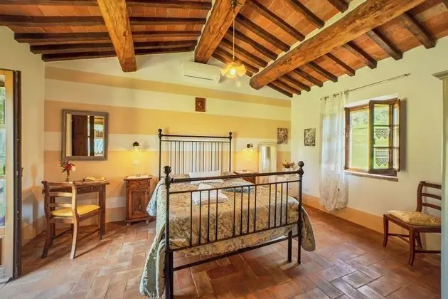 Tek Büyük Yataklı Oda