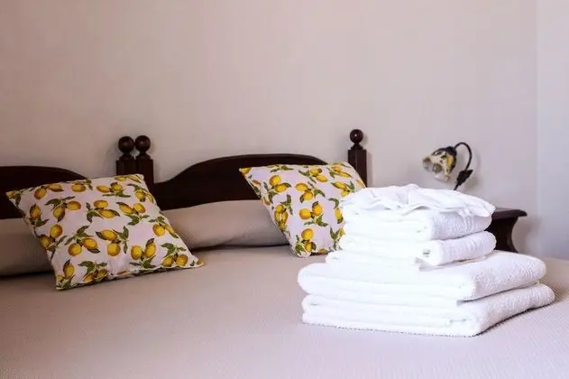 Basic Tek Büyük Yataklı Oda