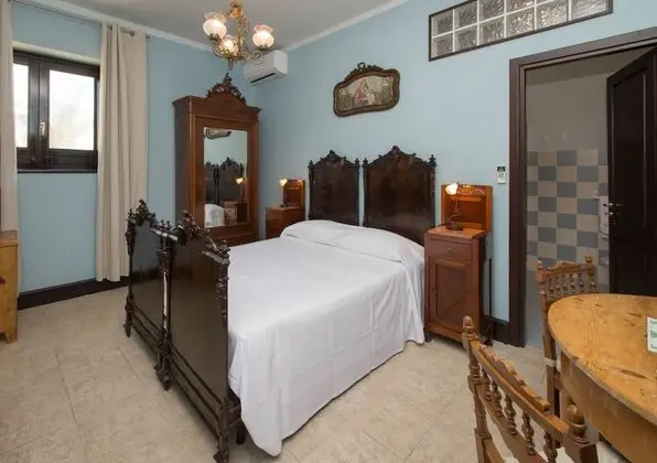 Traditional Tek Kişilik Oda