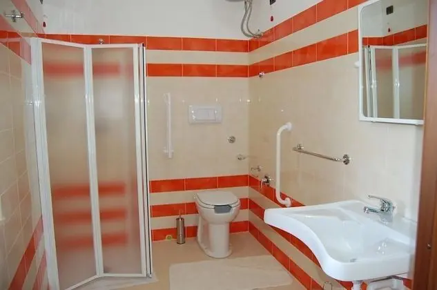 Comfort Tek Büyük Yataklı Oda, Tepe Manzaralı