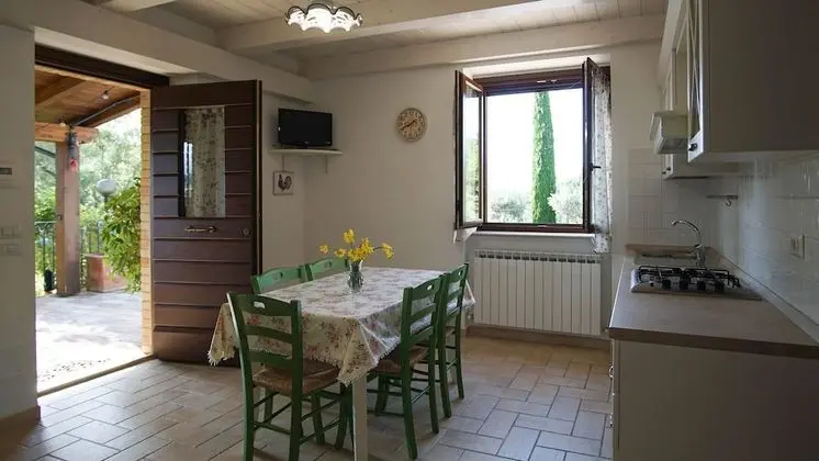 Apart Daire, 2 Yatak Odası, 2 Banyolu (La Ginestra)