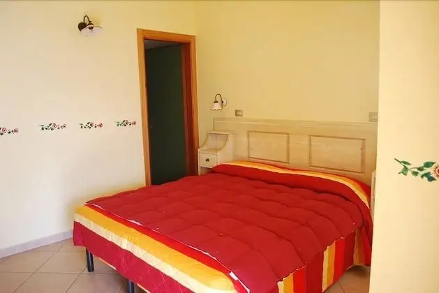 Classic Tek Büyük Yataklı Oda, Kısmi Deniz Manzaralı