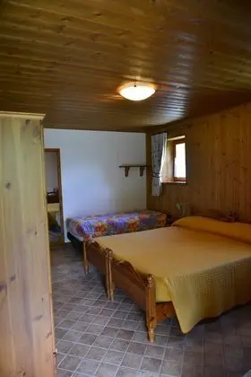 Üç Kişilik Oda, Bahçe Manzaralı