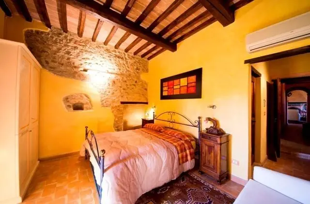 Tek Büyük Yataklı Oda