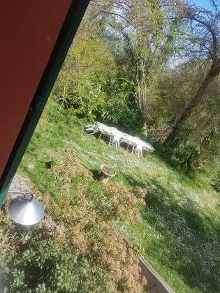 Stüdyo, Bahçe Manzaralı