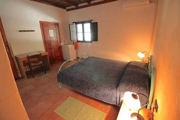 Family Tek Büyük veya İki Ayrı Yataklı Oda