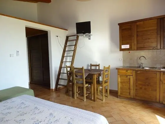 Stüdyo, Küçük Mutfak