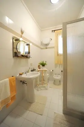 Apart Daire, Zemin Kat