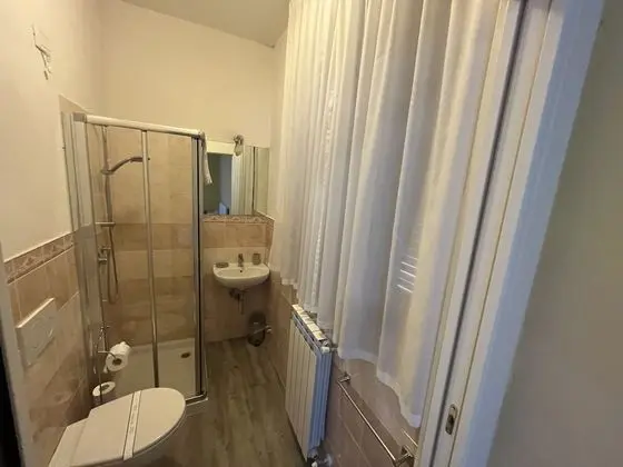 Comfort Üç Kişilik Oda, 1 Büyük (Queen) Boy Yatak ve Çekyat, Sigara İçilmez, Özel Banyo