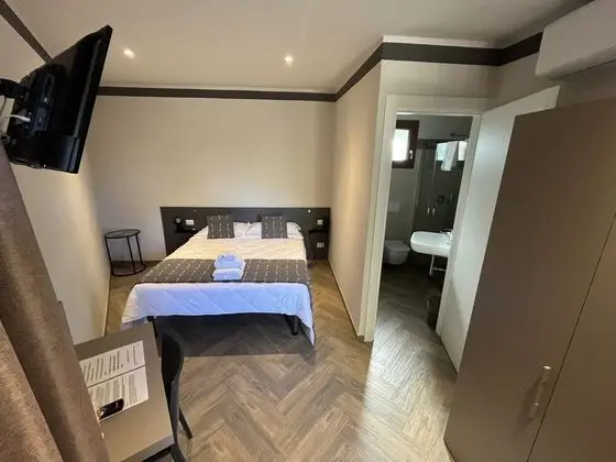 Standard Tek Büyük Yataklı Oda, 1 Çift Kişilik Yatak, Özel Banyo