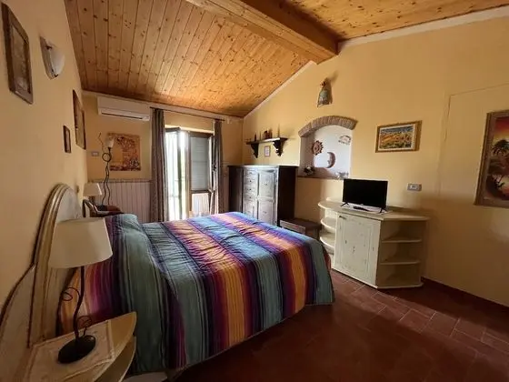 Tek Büyük veya İki Ayrı Yataklı Oda