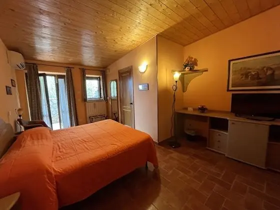 Tek Büyük veya İki Ayrı Yataklı Oda